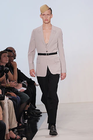 Yves Saint Laurent / - 2011